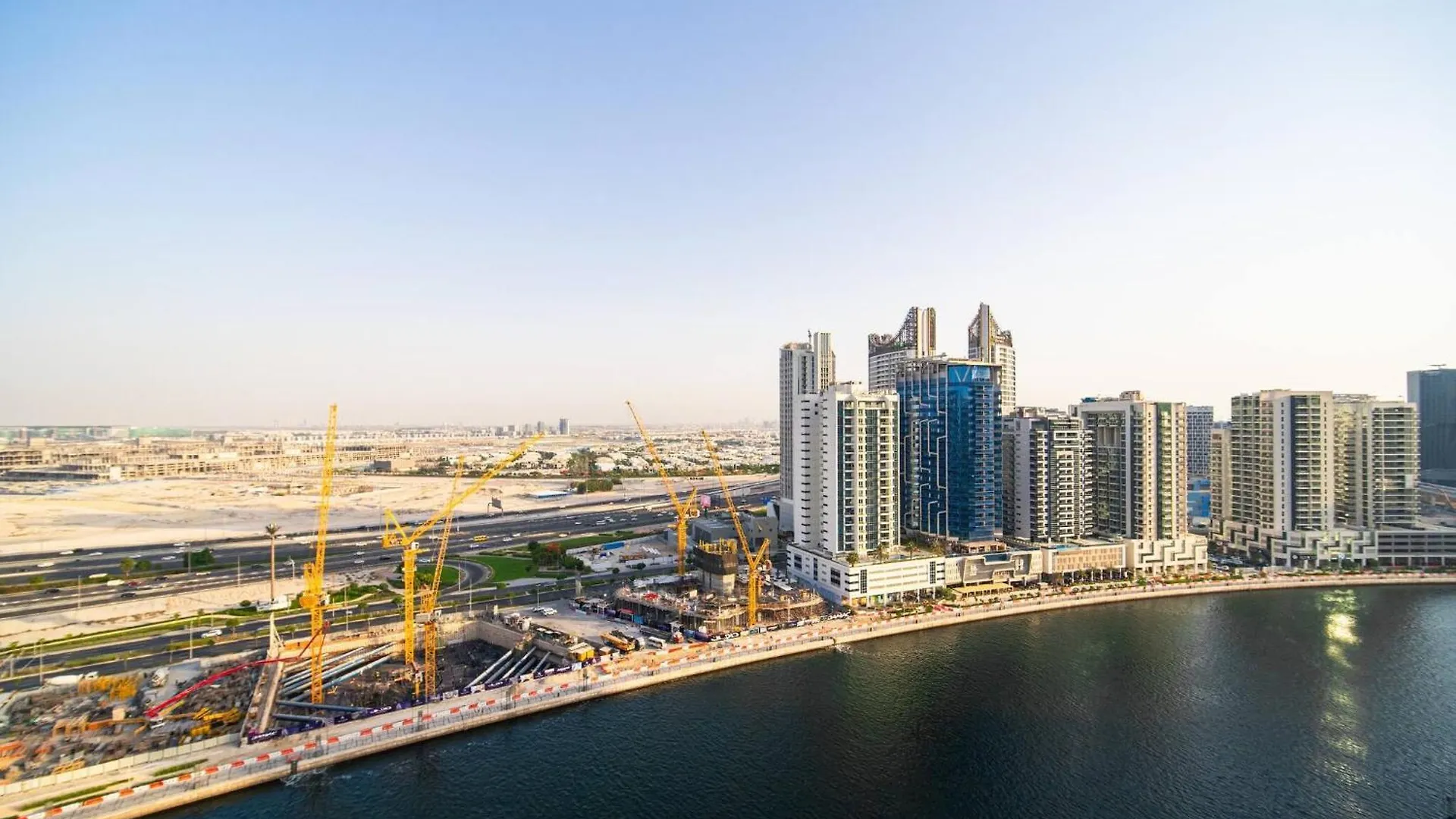 Your Private Jacuzzi On A High Floor Studio Dubai 0*,
