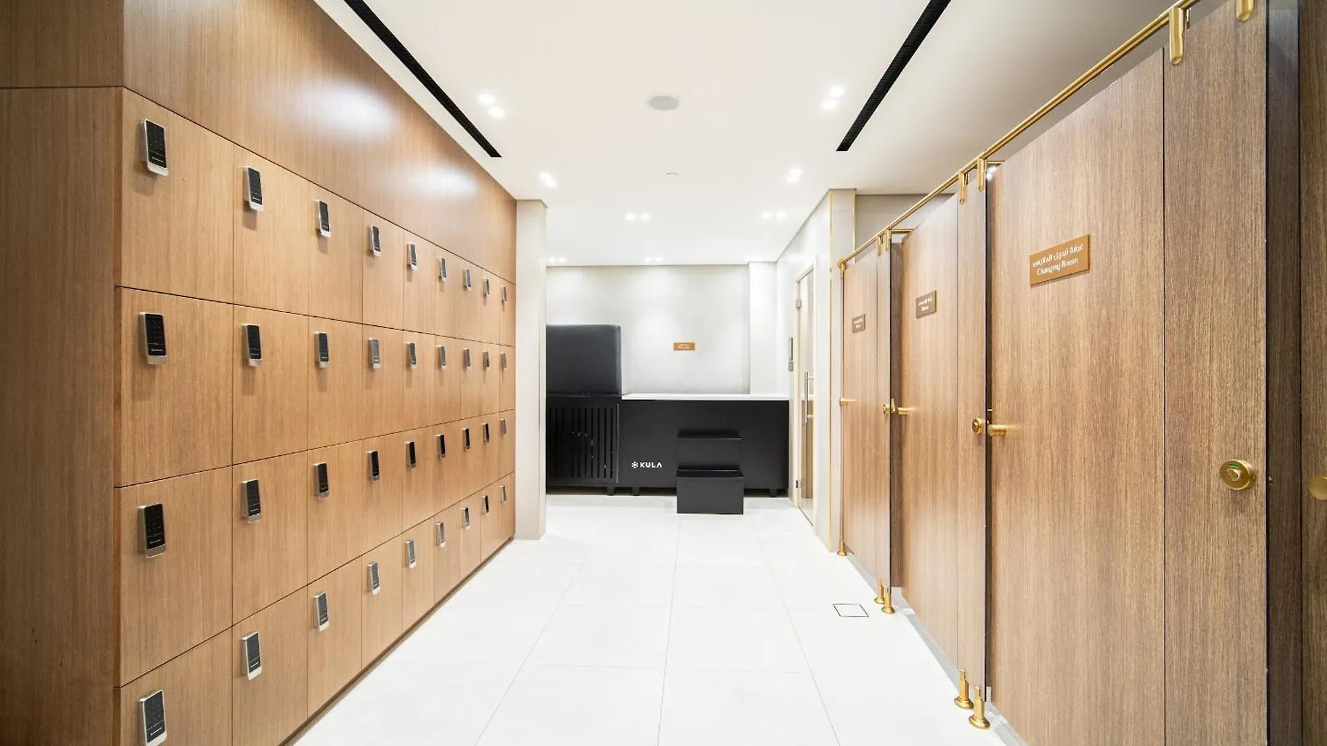 Your Private Jacuzzi On A High Floor Studio Dubai Apartment